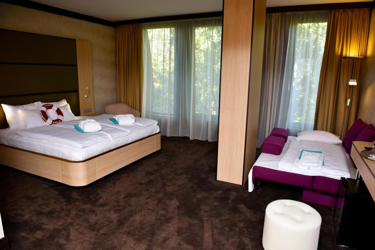 Portobello Wellness & Yacht Hotel Esztergom Luaran gambar