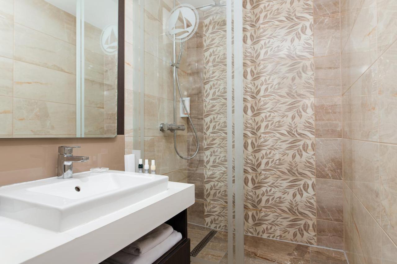 Portobello Wellness & Yacht Hotel Esztergom Luaran gambar