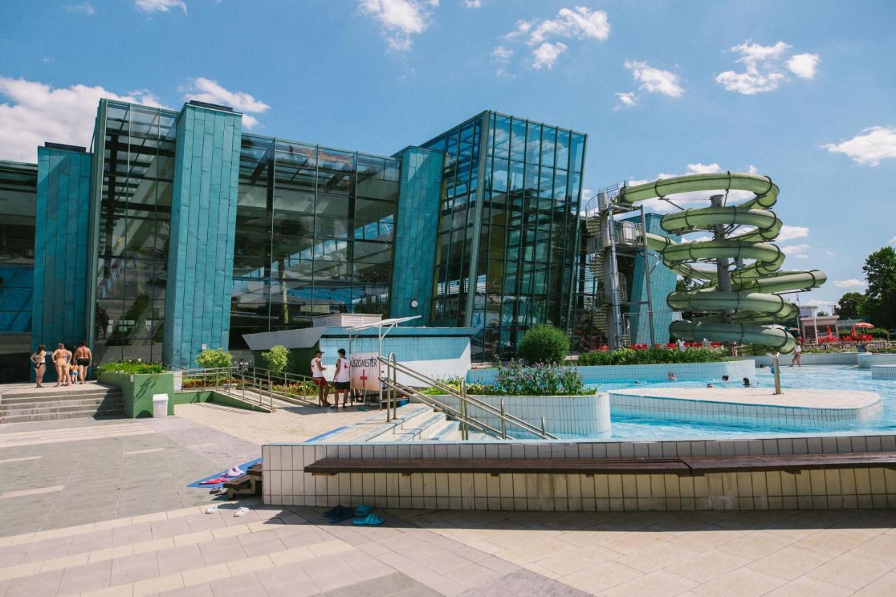 Portobello Wellness & Yacht Hotel Esztergom Luaran gambar